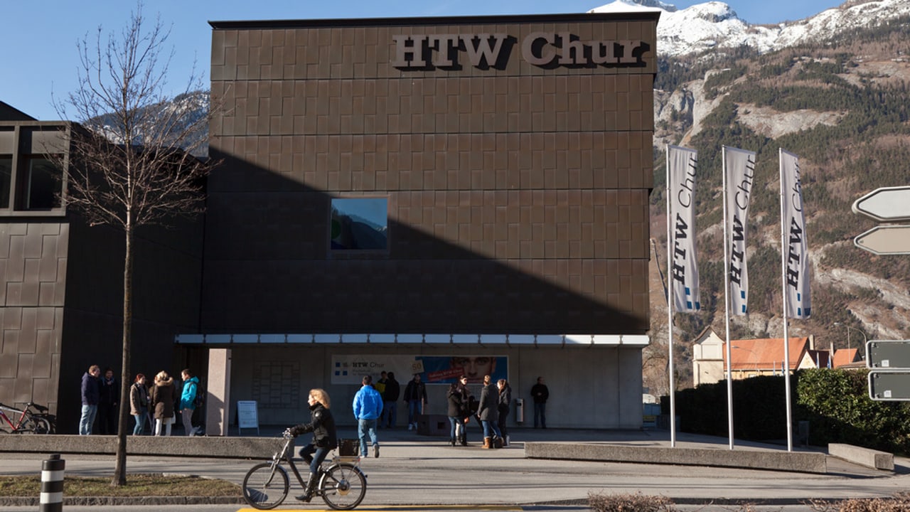 Graubünden HTW Chur auf dem Weg in Selbständigkeit News SRF