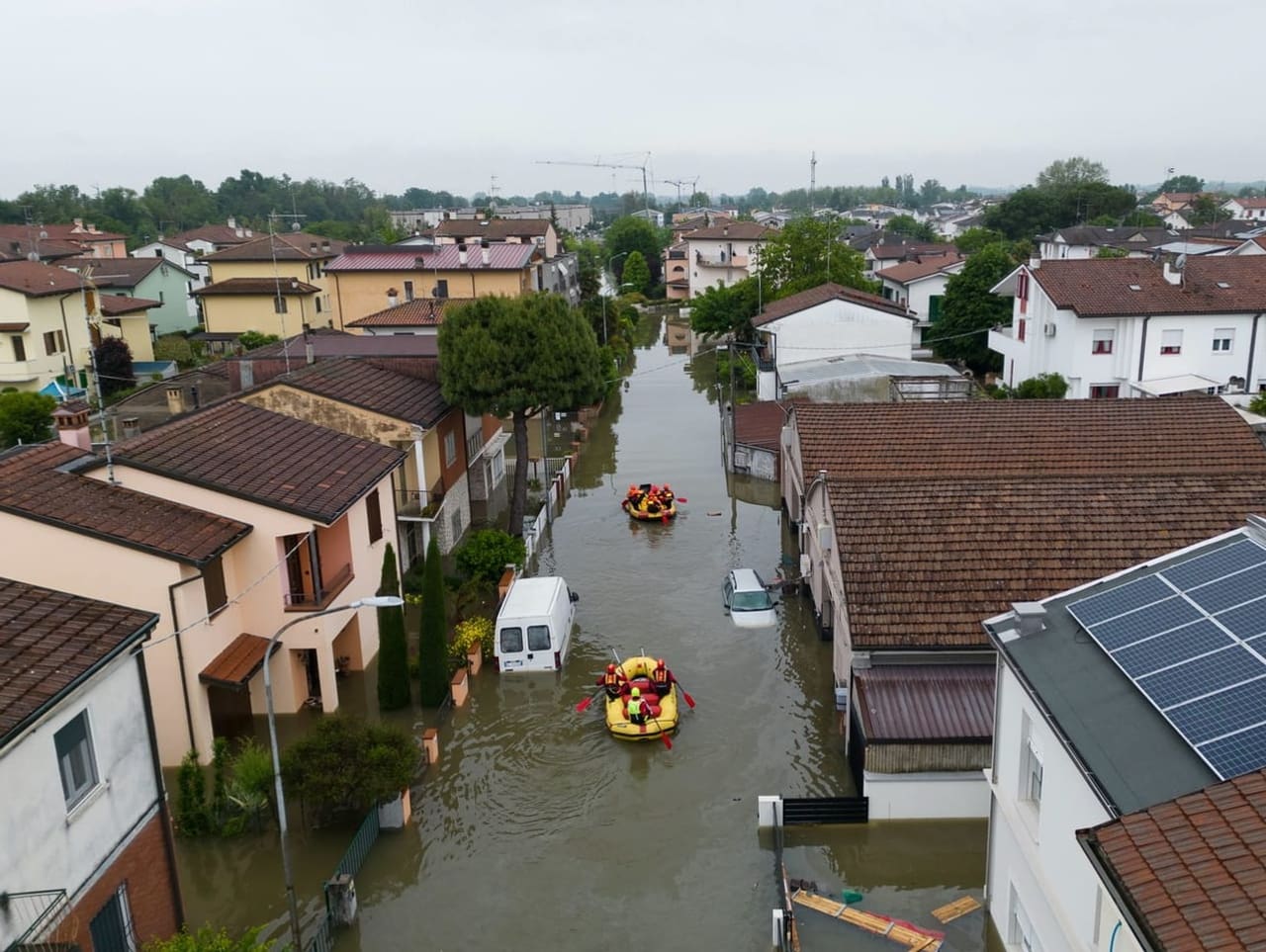 Unwetter In Emilia Romagna Keine Entwarnung Nach Berschwemmungen In