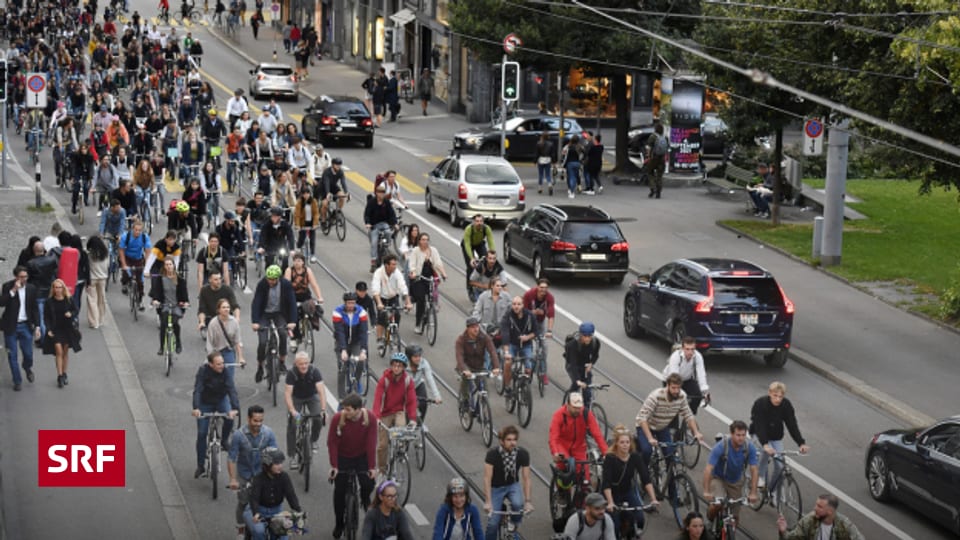 Zh Velodemo Von Critical Mass Braucht Neu Eine Bewilligung