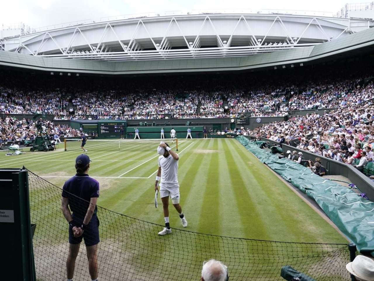 Уимблдон таблица. Уимблдонский турнир 1996. Теннисные турниры Wimbledon ролексы. Уимблдонский турнир фото. Какое событие происходит каждый год на стадионе Уимблдон.