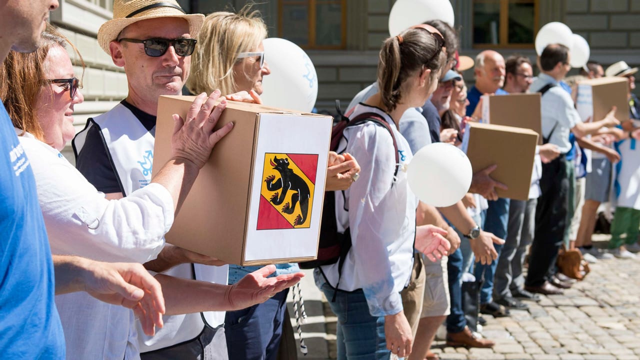 Start Der Herbstsession - «Die Popularität Von Volksinitiativen Ist ...