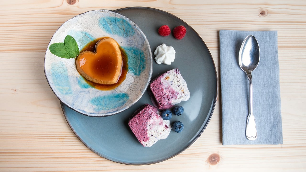 Rezepte 2019 - Caramelköpfli und gestrudeltes Vanille-Heidelbeer