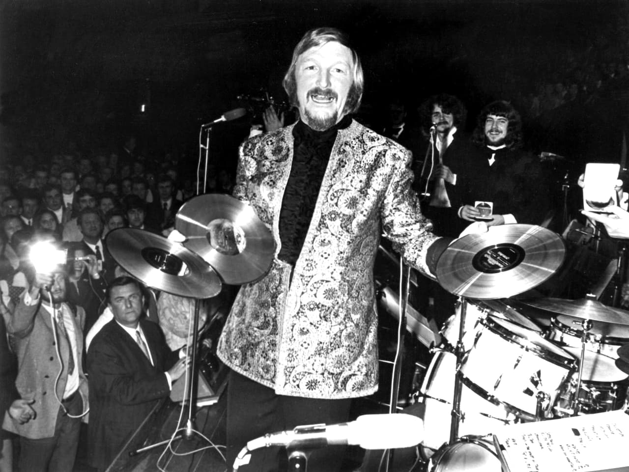 Оркестр джеймса ласта. James last Orchestra немецкая группа.