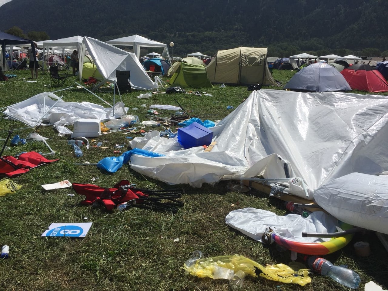 Openair Gampel 2018 - Kampf gegen die Abfallschande an ...