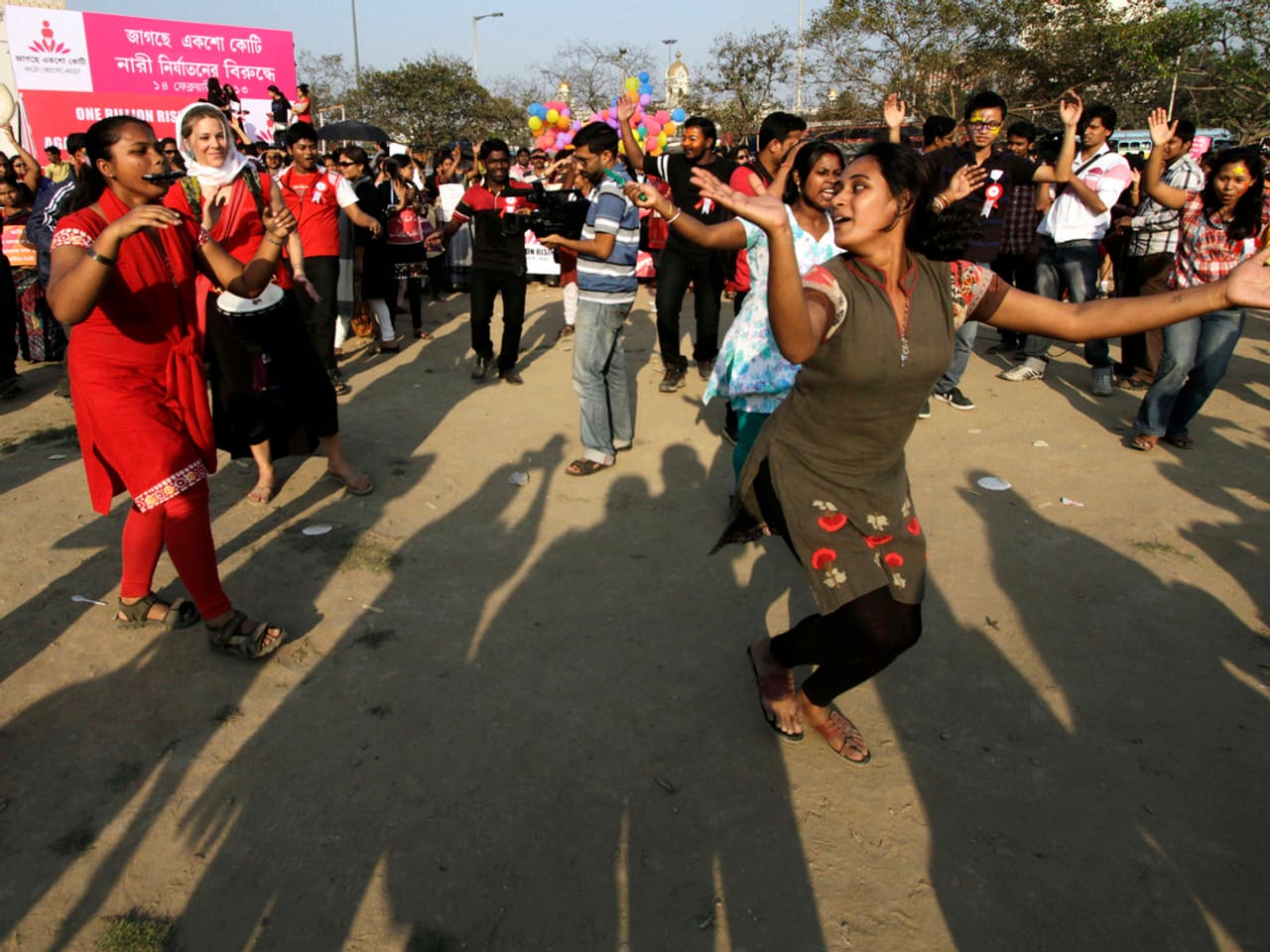 International - Weltweiter Protest Gegen Gewalt An Frauen - News - SRF