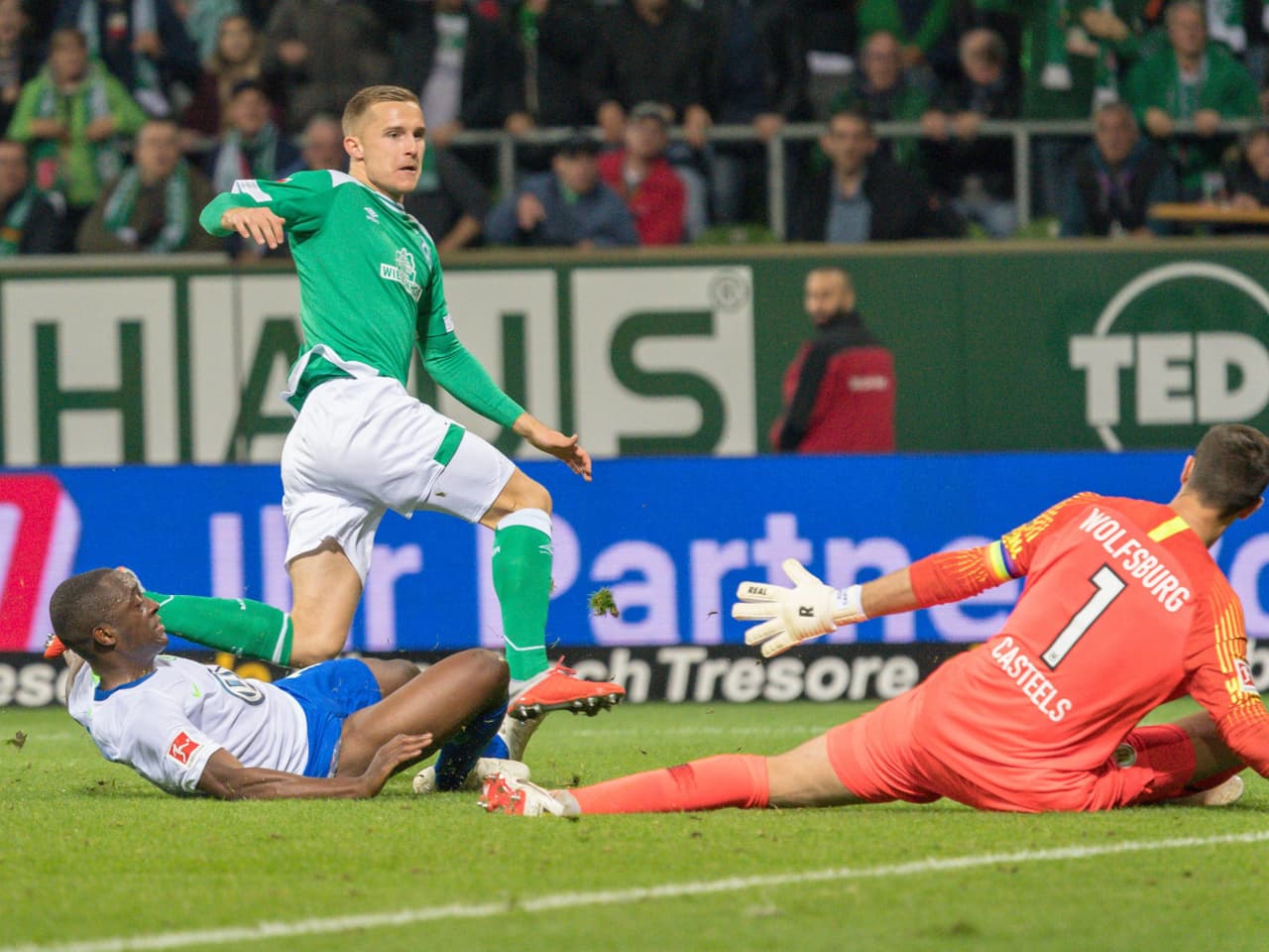 20 gegen Wolfsburg Bremen schliesst vorübergehend zu