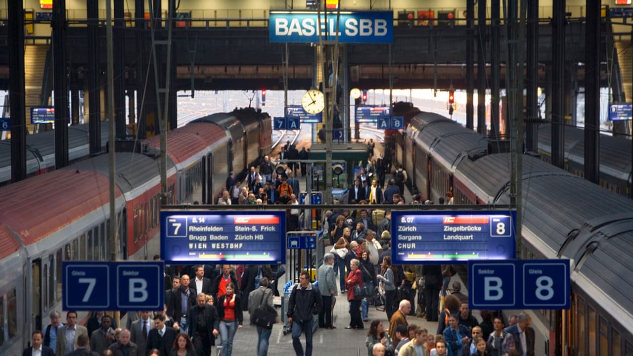 Basel Baselland Defekter Zug für Durcheinander am