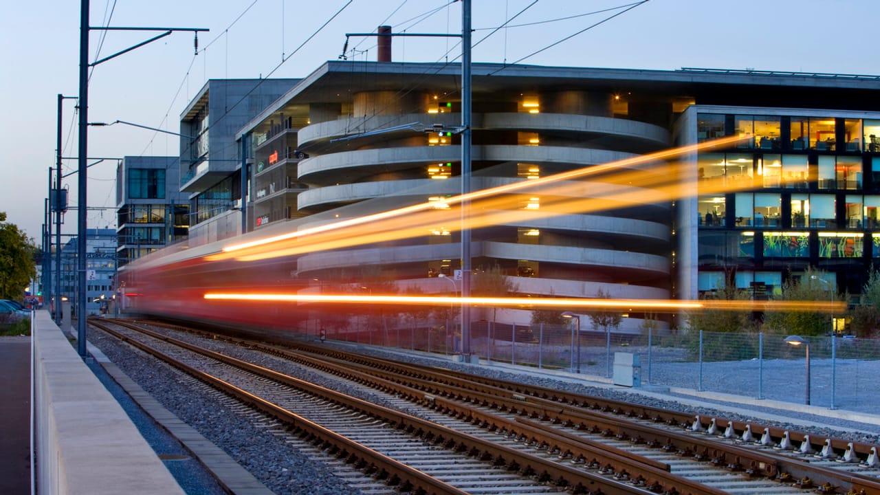 Energiesparen im ÖV Mehr Verkehr, weniger Strom