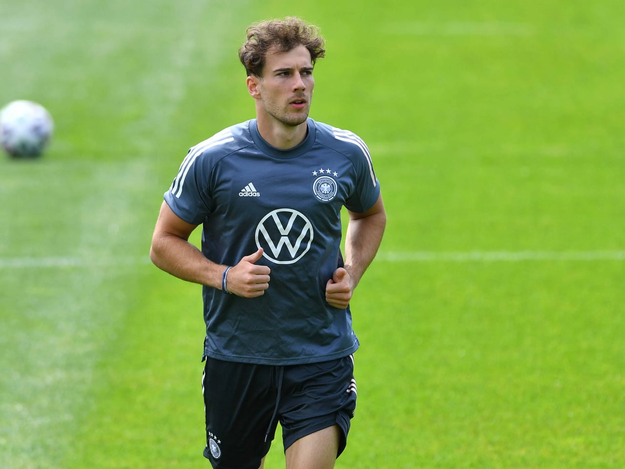 Фатонов. Leon Goretzka 2023.