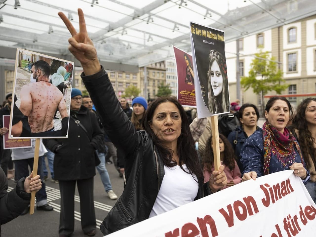 Protestwelle Iran - Schweiz-Iranerin: «Ich War Auf Demselben ...