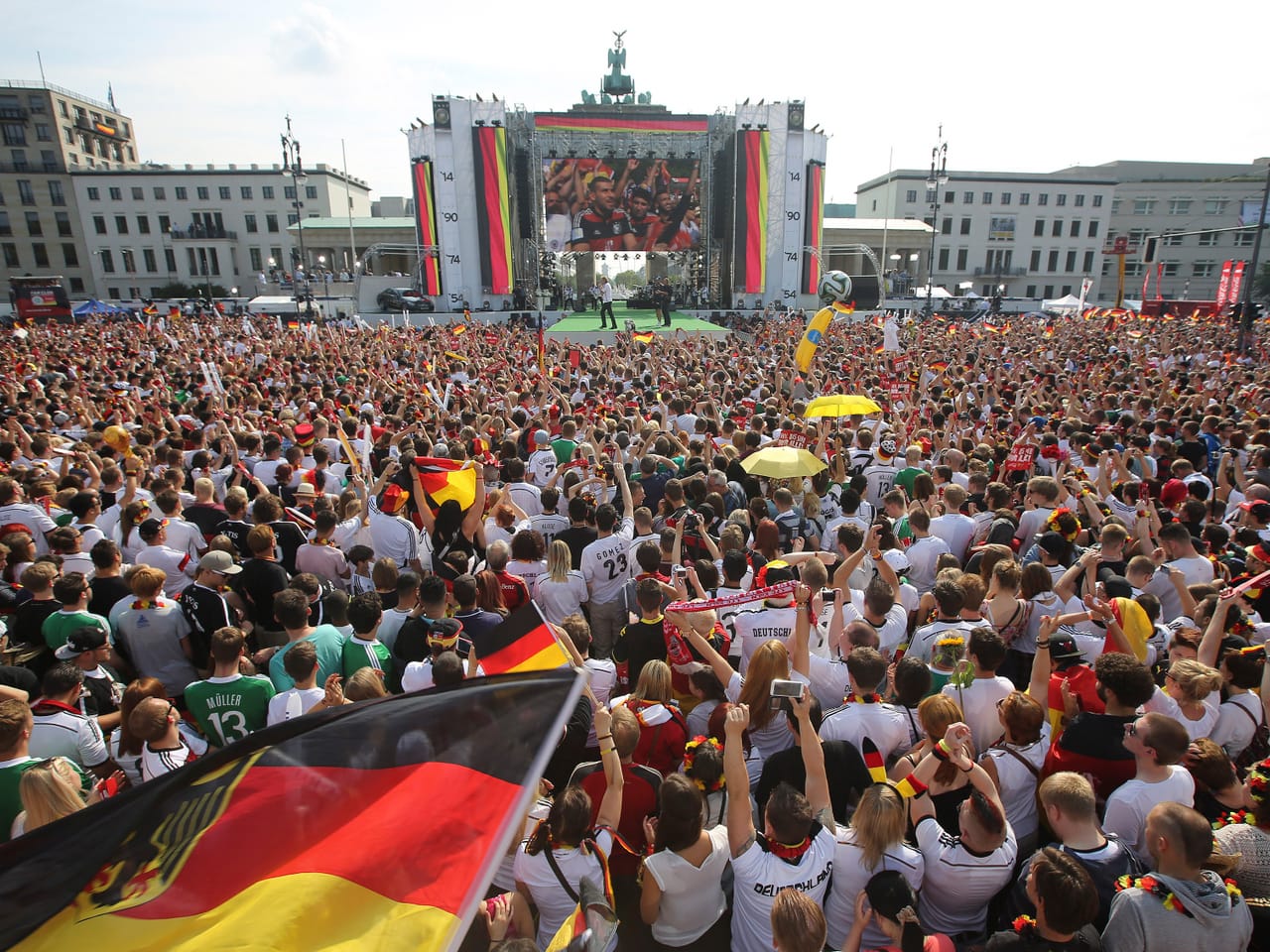 FIFA WM 2014 - Deutschlands Weltmeister Sind Zurück - Sport - SRF