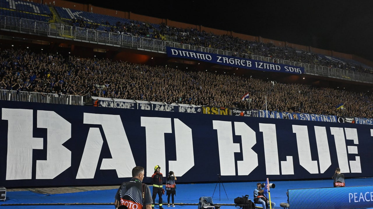 YB Gegen Roter Stern Belgrad - Ein Spiel Mit Organisierten ...