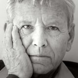 Amos Oz