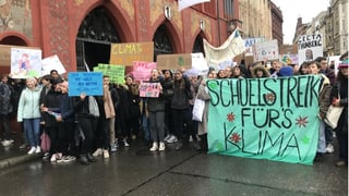 Geschwanzt Oder Gestreikt Klima Demo Statt Schulbank News Srf