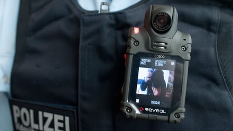 Bodycams Für Polizisten - Bodycams: Die Lösung Im Kampf Gegen «Racial ...