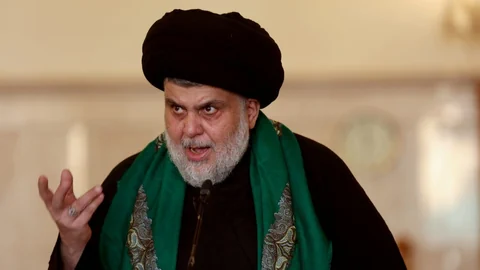 Kleriker al-Sadr predigt vor Anhängern, November 2022 in Nadschaf.