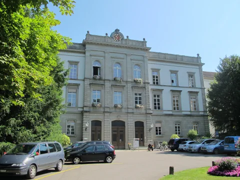 Verwaltungsgebäude