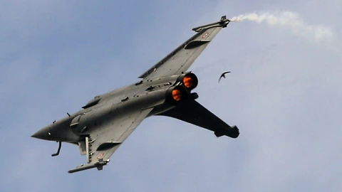 Rafale-Jet im Flug.