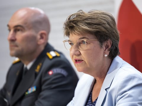 Verteidigungsministerin Viola Amherd mit Armeechef Thomas Süssli.