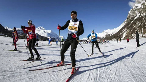 Langläufer am Engadiner Ski-Marathon