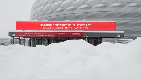 Die gesperrte Allianz Arena in München. 