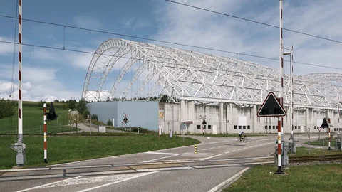 Blick auf die Halle, die 2018 abgebaut wurde.