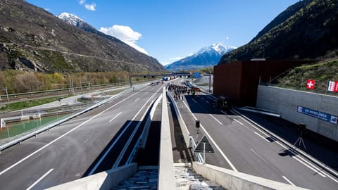 Der Eyholz-Tunnel bei Visp.