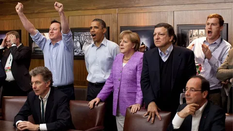 David Cameron, Barack Obama, Angela Merkel, José Manuel Barroso, François Hollande (v.l.n.r.)