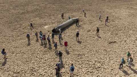 Von Israel abgefangene iranische Rakete beim Toten Meer. 