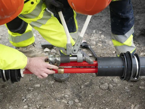 Wärmeleitung auf Baustelle