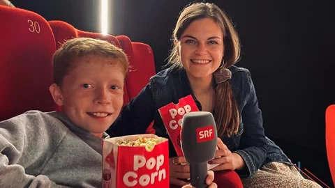 Kinderreporter Daniel und SRF Kids Moderatorin Angela Haas checken für dich den neuen Minions-Film im Kino ab.