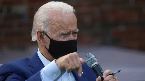 Joe Biden mit Maske