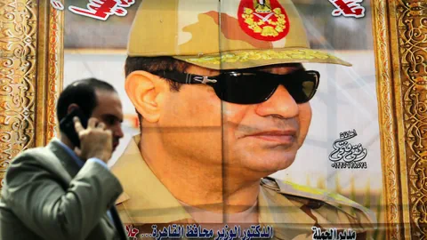 Das Konterfei von Abdel Fattah al-Sisi auf einem übergrossen Plakat.