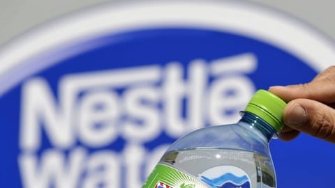 Geschaft Mit Dem Grundwasser Wegen Nestle Sitzt Vittel Bald Auf Dem Trockenen News Srf