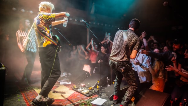 Rooftop Sailors bei einem Konzert in der Mühle Hunziken