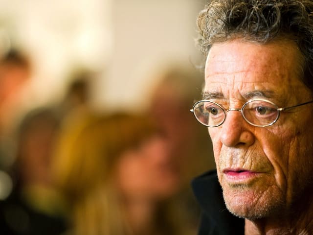 Ein Porträt von Lou Reed.