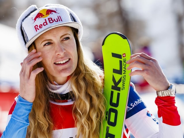 Unter normalen Umständen die fünffache WM-Medaillengewinnerin auch in Bakuriani ein Podestplatz zuzutrauen. Weil die 30-Jährige beim zweitletzten Rennen vor der WM auf der Reiteralm stürzte, steht hinter ihrer Gesundheit ein Fragezeichen. 