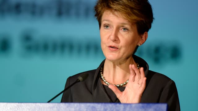 Aufnahme von Bundesrätin Simonetta Sommaruga während einer Rede.