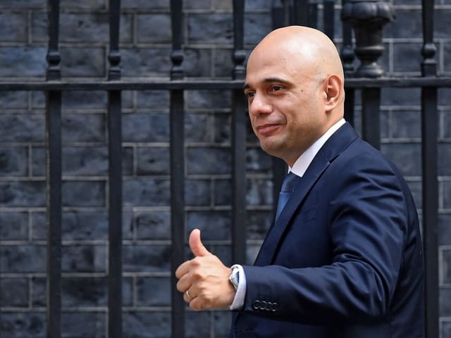 Sajid Javid zeigt: «Daumen hoch»