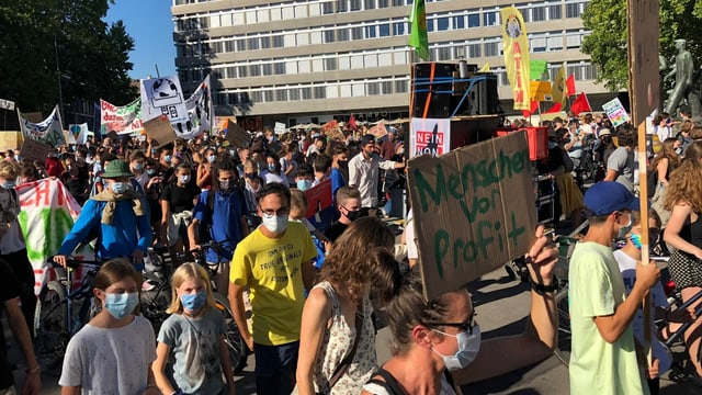 Protesters at Helvetiaplatz in Zurich.