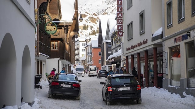 Viel Verkehr in Andermatt.