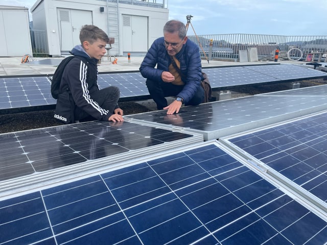 Franz Baumgartner sicher: Wenn du, Yuri, etwa 40 bist, gewinnt die Schweiz den Strom mehrheitlich aus Sonnenlicht. 