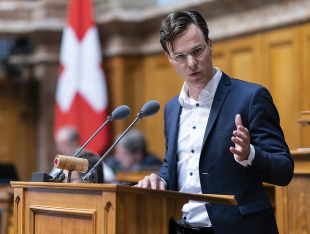 Bastien Girod spricht zur Grossen Kammer an der Sommersession der Eidgenössischen Räte 2019.