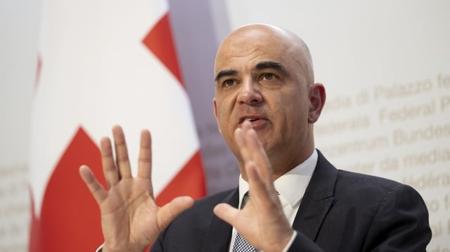 Alain Berset spricht.