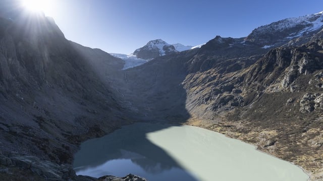 Gletschersee in den Berner Alpen