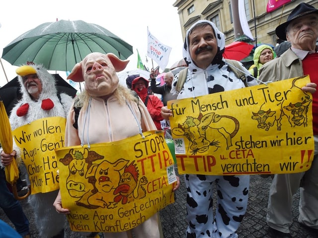 Demonstrierende Tierschützer 