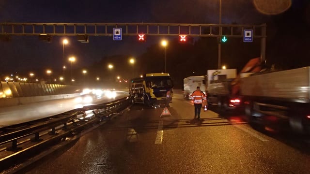 Aargau Solothurn - Längerer Stau Nach Unfall Auf Autobahn A1 Bei ...