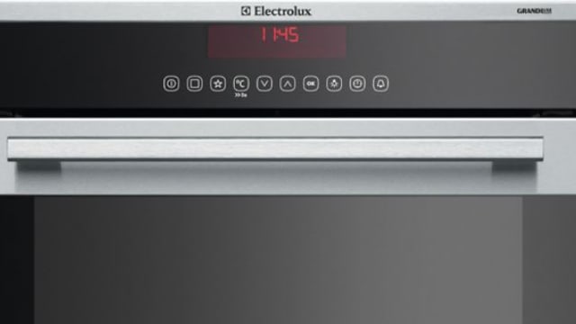 Front des Electrolux-Combigeräts.