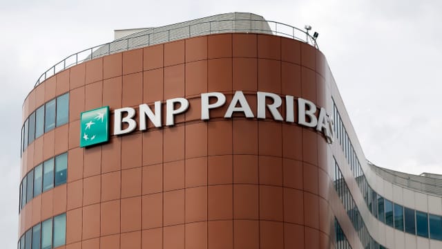 Eine Niederlassung der BNP Paribas in Paris