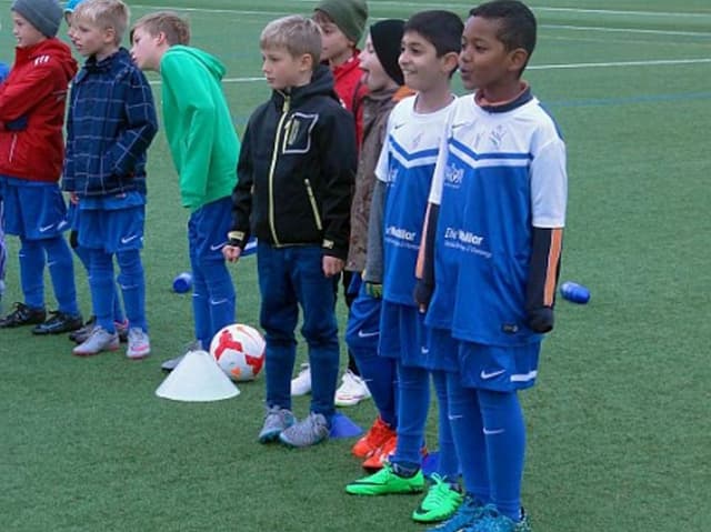 Kinder beim Training.